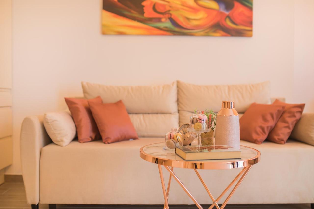 שיבניק Apartmani Rispet מראה חיצוני תמונה